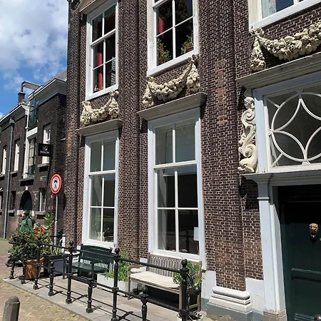 Bed & Breakfast Cleyn Cruysenborgh 1531 Dordrecht