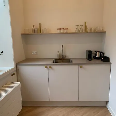 Bed & Breakfast Cleyn Cruysenborgh 1531 3*