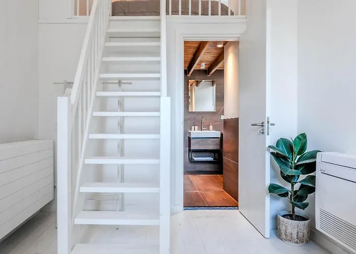 Cleyn Cruysenborgh 1531 Couette-café