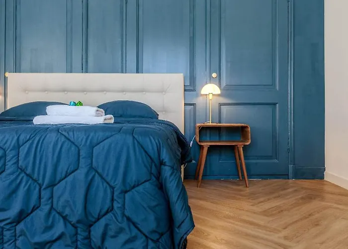 Cleyn Cruysenborgh 1531 Couette-café